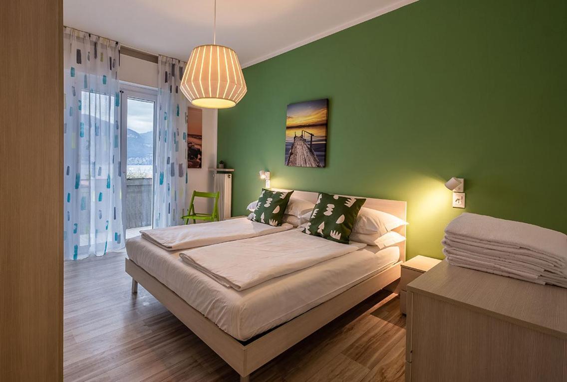 Lake View With Aircon - 5 Minutes From The Beach! 브렌조네 술 가르다 외부 사진