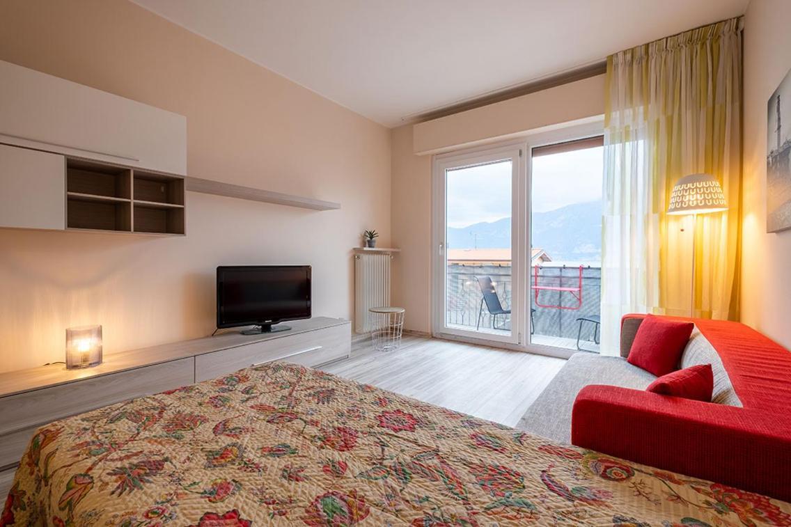 Lake View With Aircon - 5 Minutes From The Beach! 브렌조네 술 가르다 외부 사진